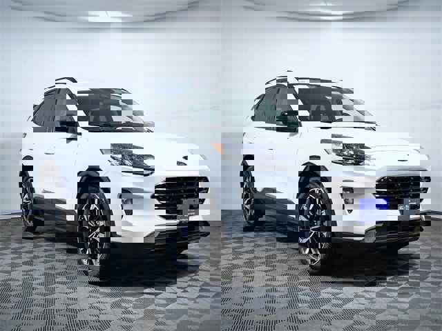 Certified 2022 Ford Escape SEL w/ Equipment Group 302A image 1