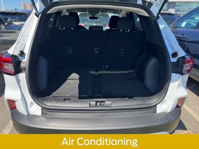 Certified 2025 Ford Escape Active AWD/4WD image 23