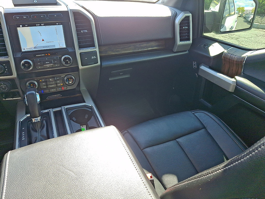 Certified 2019 Ford F150 Lariat w/ Equipment Group 502A Luxury AWD/4WD image 11