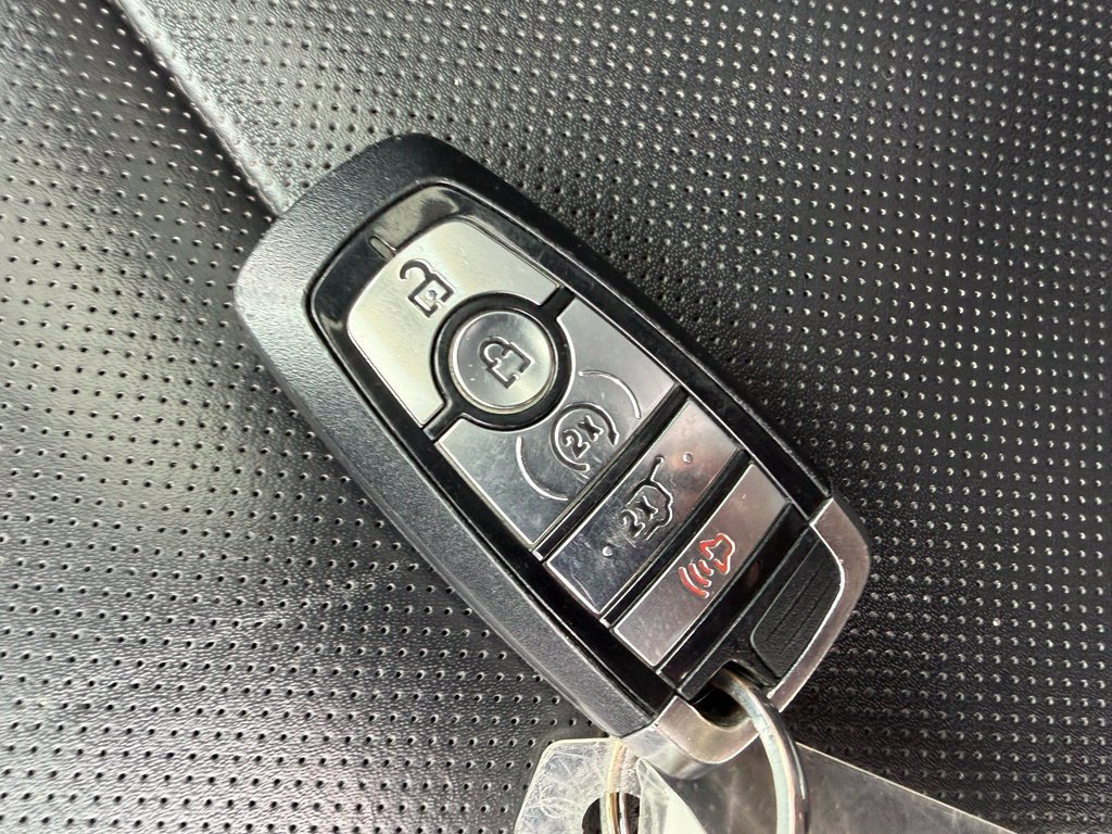 Certified 2019 Ford Explorer Platinum AWD/4WD image 30