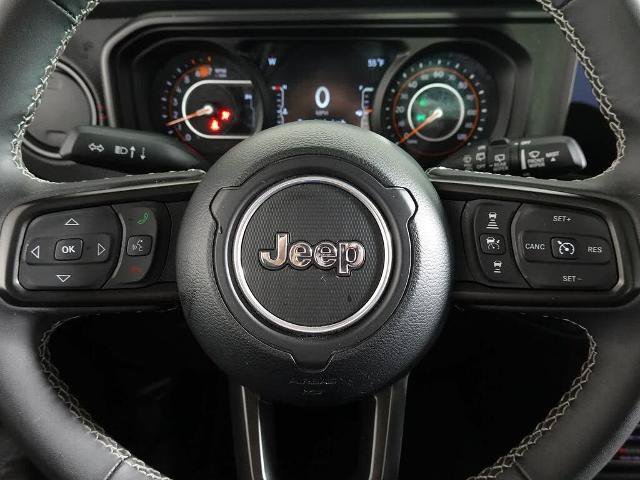 Used 2025 Jeep Wrangler Unlimited Rubicon AWD/4WD image 20