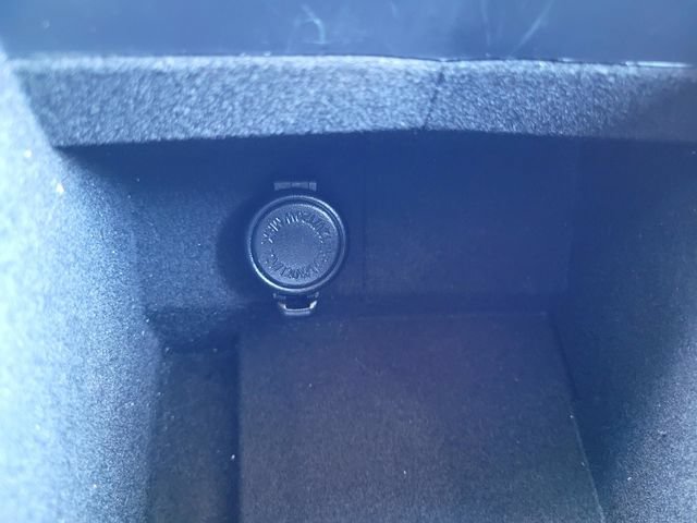 Used 2017 Subaru Outback 2.5i Premium AWD/4WD image 18