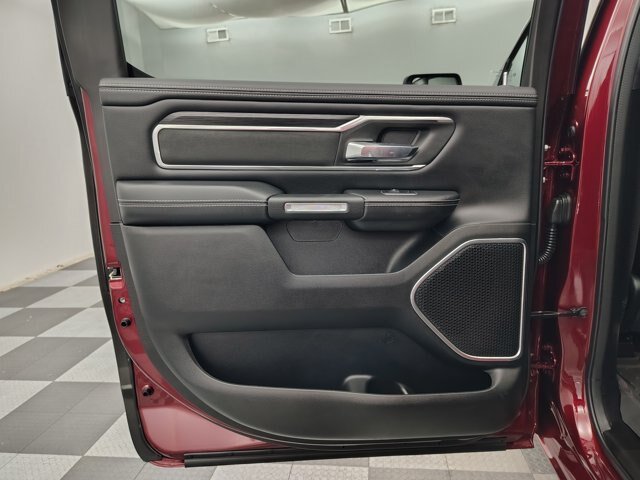 Used 2023 RAM 1500 Laramie AWD/4WD image 25