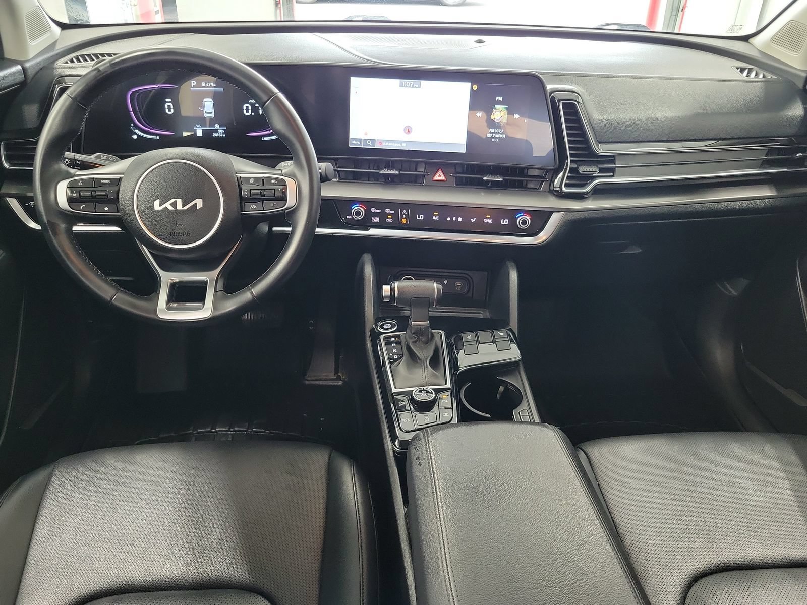 Used 2024 Kia Sportage EX AWD/4WD image 28