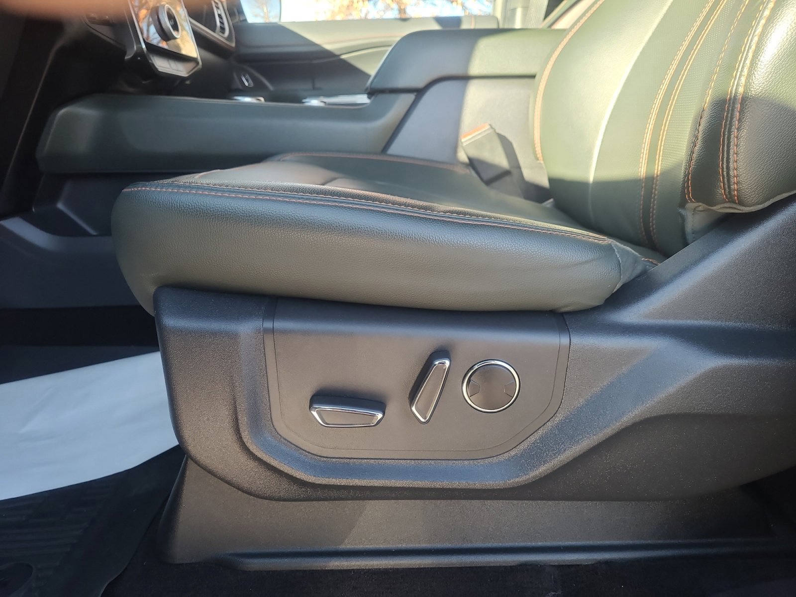 Certified 2022 Ford Expedition Timberline image 14