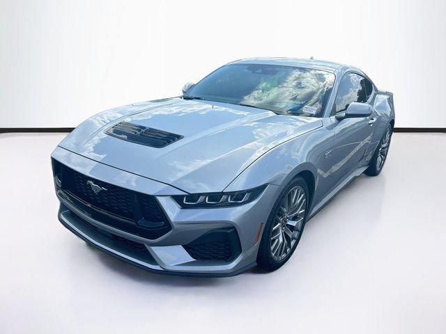 Certified 2024 Ford Mustang GT Premium RWD image 3