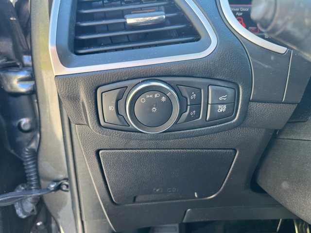 Certified 2020 Ford Edge ST-Line w/ Cold Weather Package FWD image 17