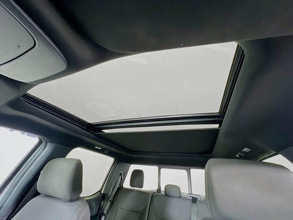 Certified 2023 Ford F150 XLT w/ Equipment Group 302A High image 43