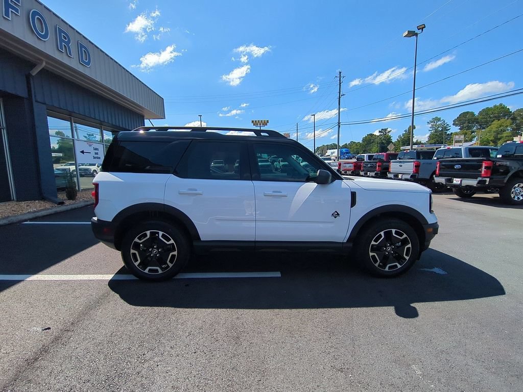 Certified 2023 Ford Bronco Sport Outer Banks w/ Tech Package AWD/4WD image 4