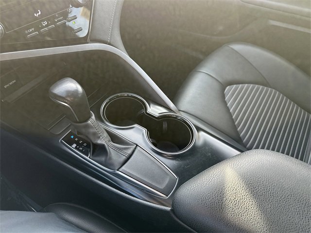 Used 2020 Toyota Camry SE image 26