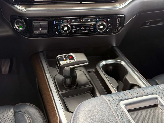 Used 2022 Chevrolet Silverado 1500 High Country AWD/4WD image 22