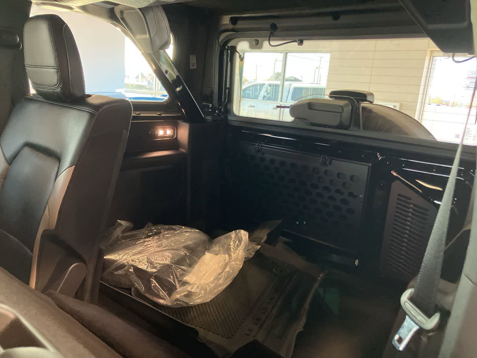 Certified 2023 Ford Bronco Wildtrak AWD/4WD image 30