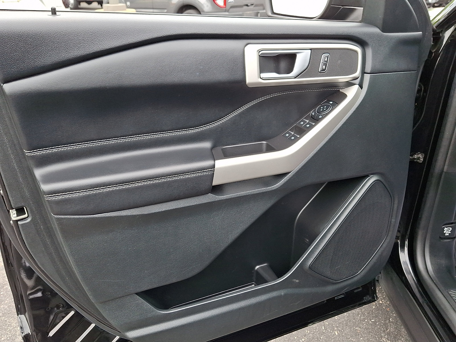 Certified 2023 Ford Explorer XLT AWD/4WD image 14
