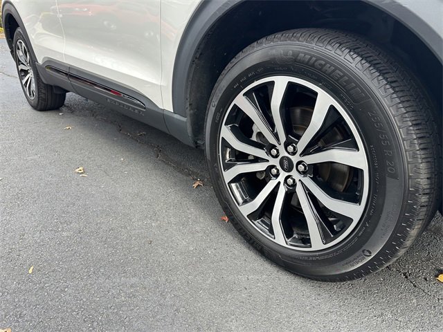 Certified 2022 Ford Explorer ST-Line w/ Class IV Trailer Tow Package image 12