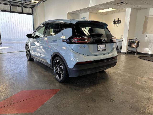 Used 2022 Chevrolet Bolt LT w/ Infotainment Package image 5