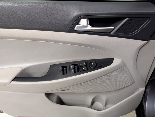 Used 2021 Hyundai Tucson Sport FWD image 11