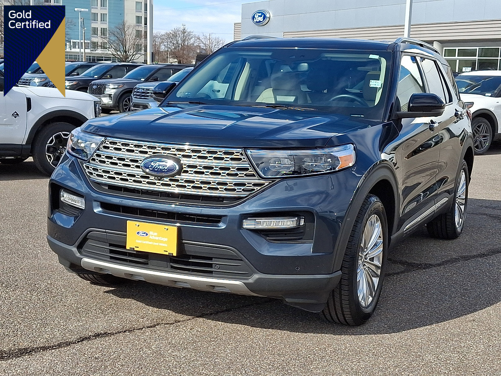 Certified 2022 Ford Explorer Limited w/ Limited Technology Package image 1