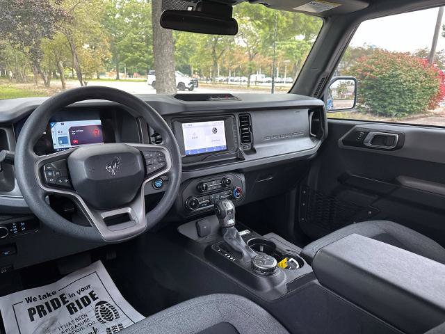 Certified 2023 Ford Bronco 4-Door AWD/4WD image 3