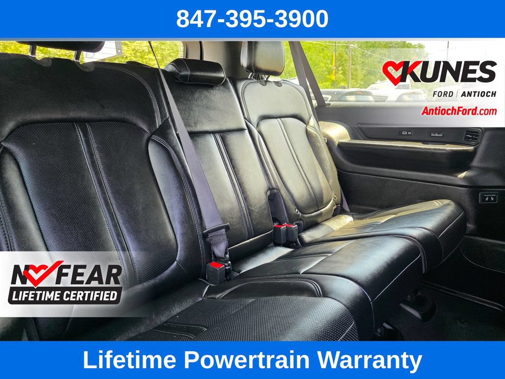 Used 2024 Jeep Wagoneer L Series II w/ Flexible Seating Group AWD/4WD image 35