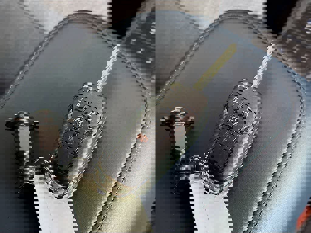 Certified 2022 Ford Maverick XLT w/ XLT Luxury Package image 24