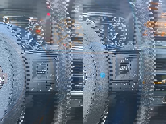 Used 2023 Nissan Rogue SV image 20