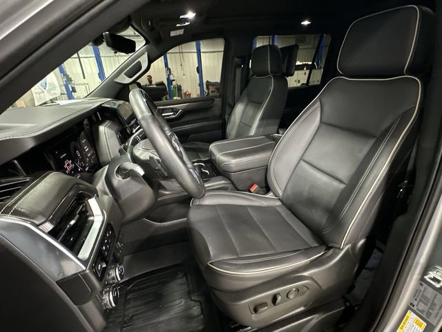 Used 2025 GMC Yukon XL Elevation w/ Elevation Premium Package image 17
