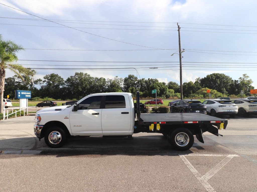 Used 2024 RAM 3500 SLT w/ Quick Order Package 2YG SLT AWD/4WD image 8