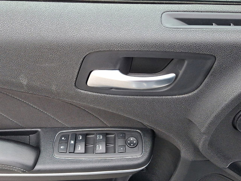Used 2022 Dodge Charger GT image 15