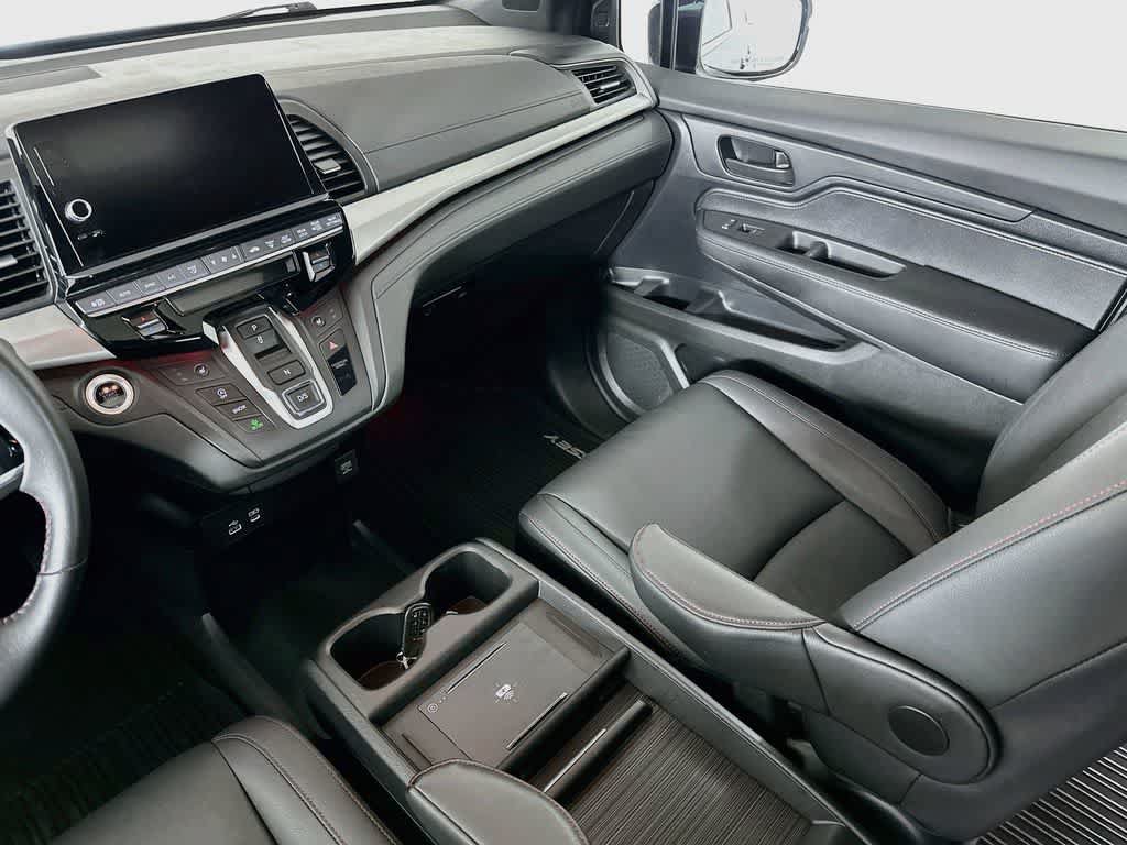 Used 2025 Honda Odyssey Sport-L image 11