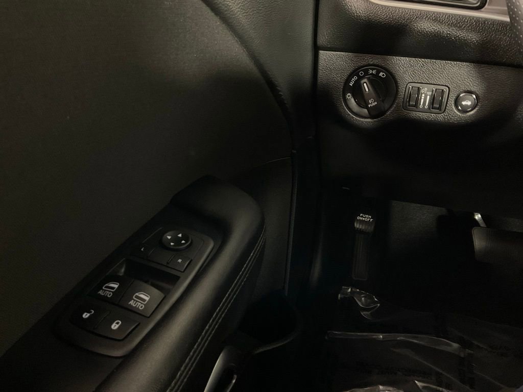 Used 2022 Dodge Challenger SXT w/ Blacktop Package image 18