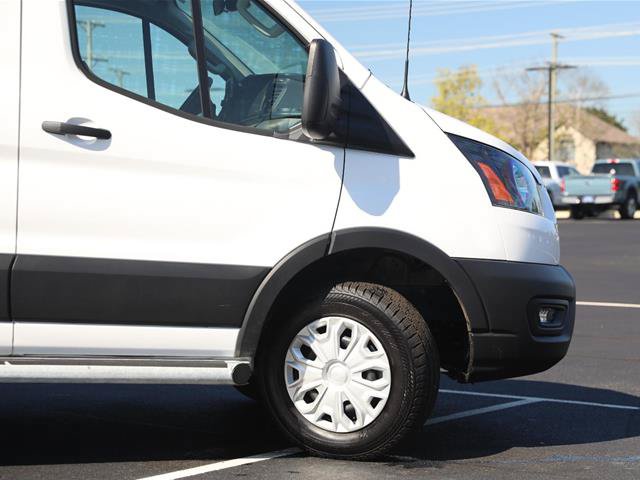 Certified 2025 Ford Transit 250 Low Roof w/ Exterior Upgrade Package RWD image 5