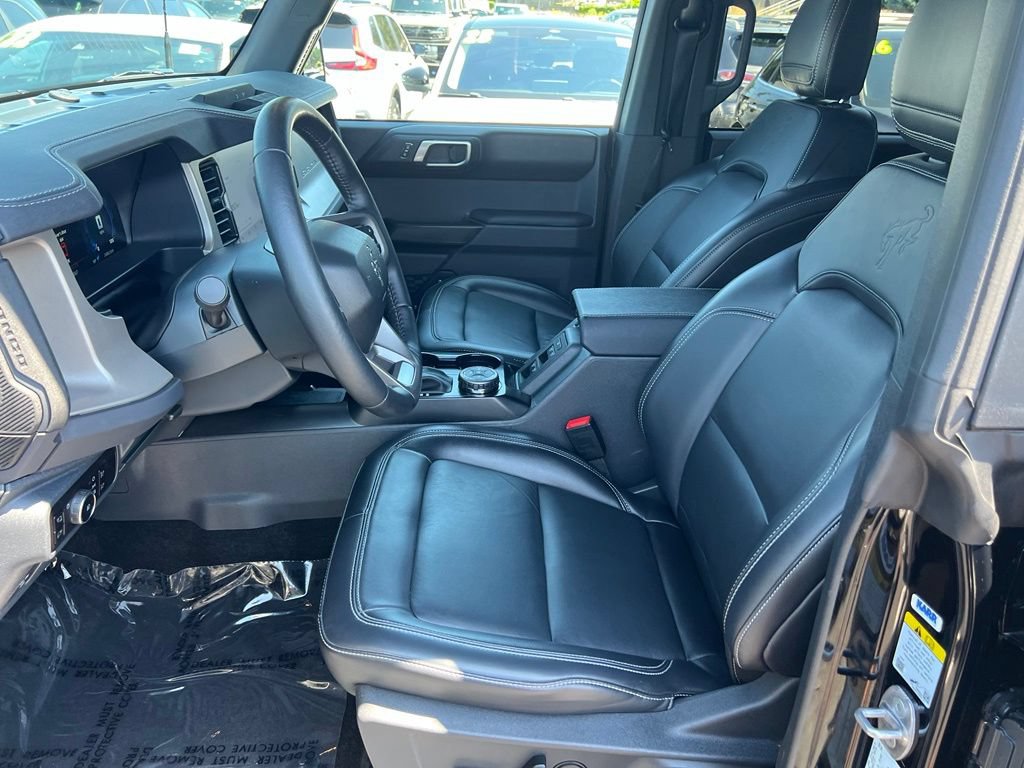 Certified 2025 Ford Bronco Outer Banks AWD/4WD image 12
