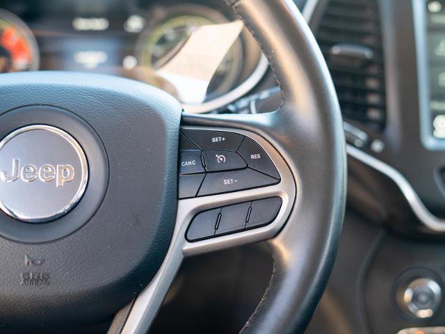 Used 2021 Jeep Cherokee Latitude Lux w/ Comfort/Convenience Group image 20
