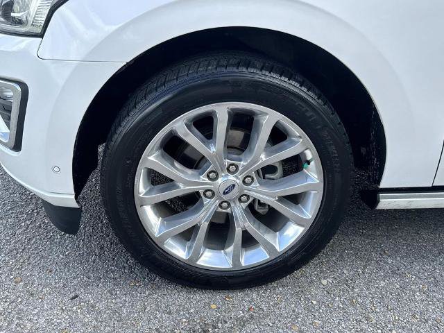 Certified 2019 Ford Expedition Platinum RWD image 4
