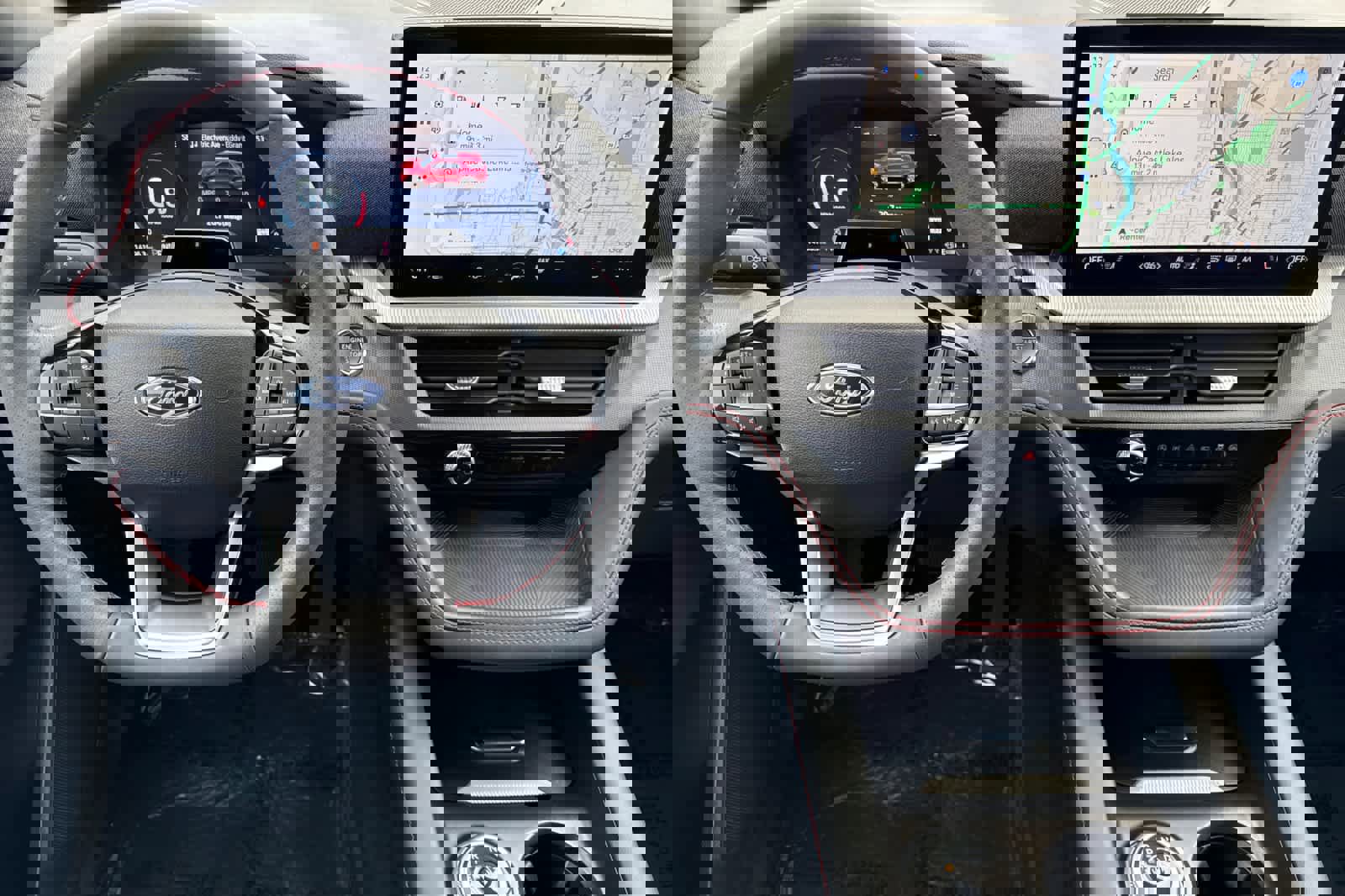 Certified 2025 Ford Explorer ST-Line image 14