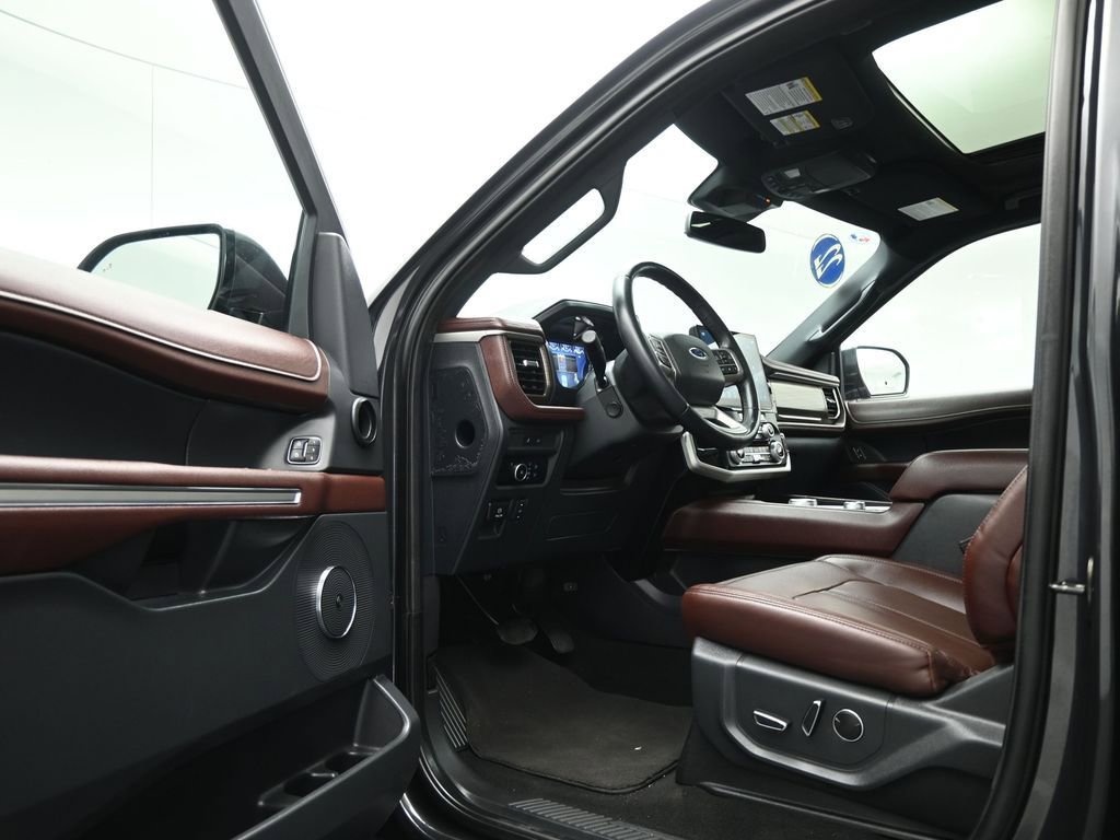 Certified 2024 Ford Expedition Max Limited image 9