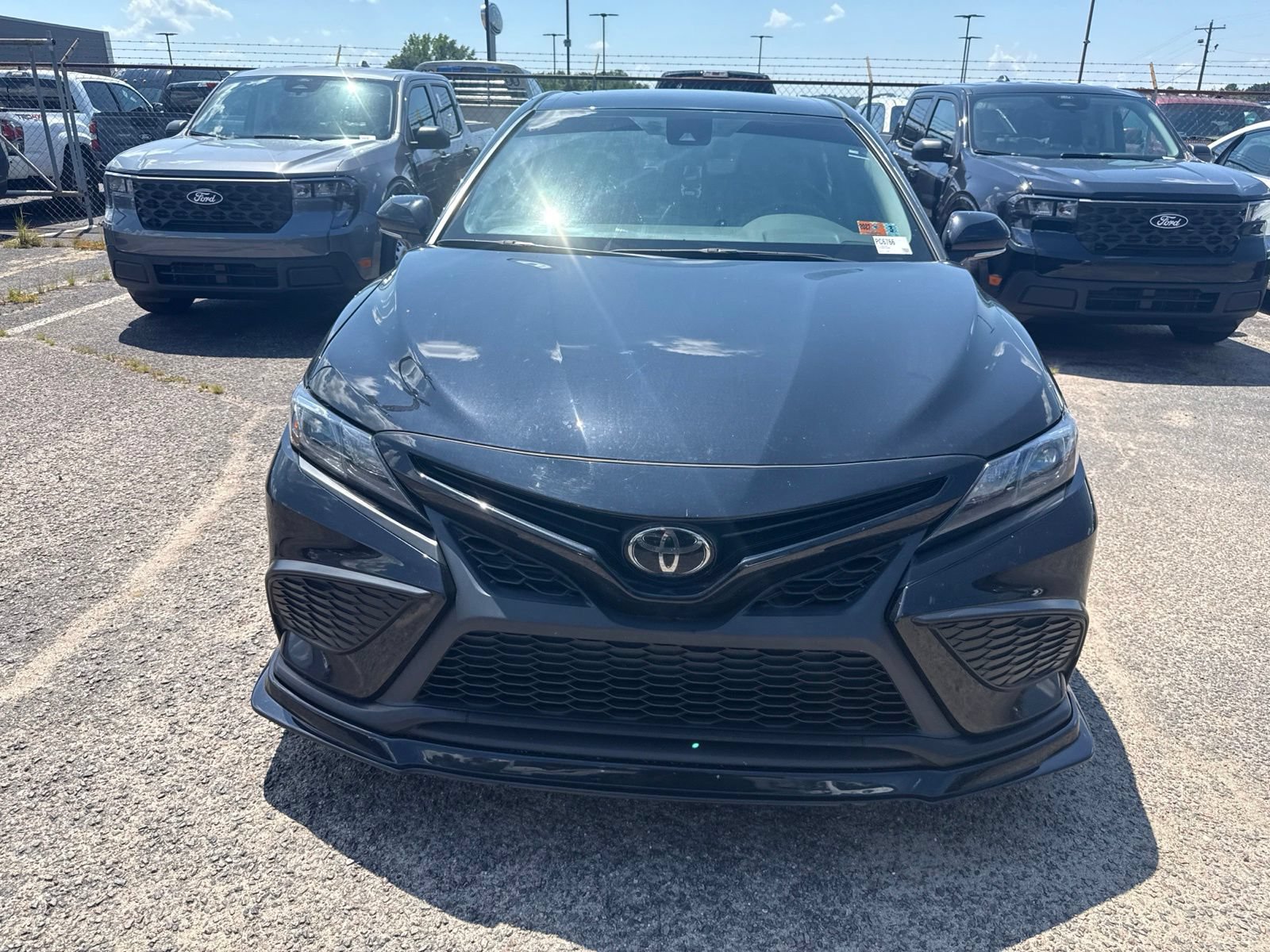 Used 2023 Toyota Camry SE FWD video 2