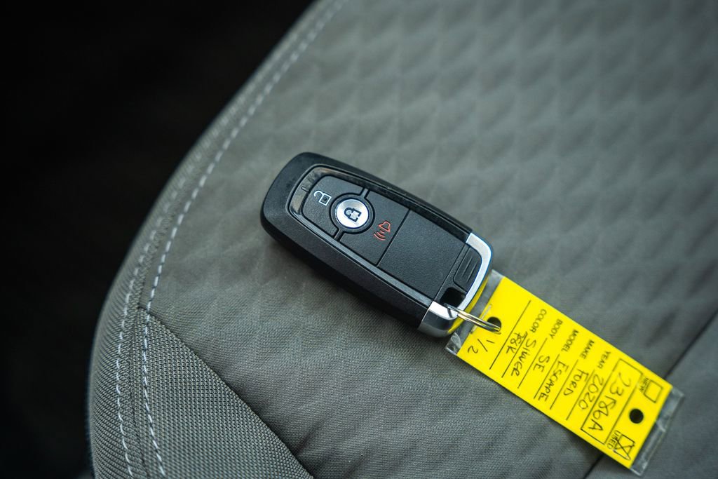 Certified 2020 Ford Escape SE Sport FWD image 45