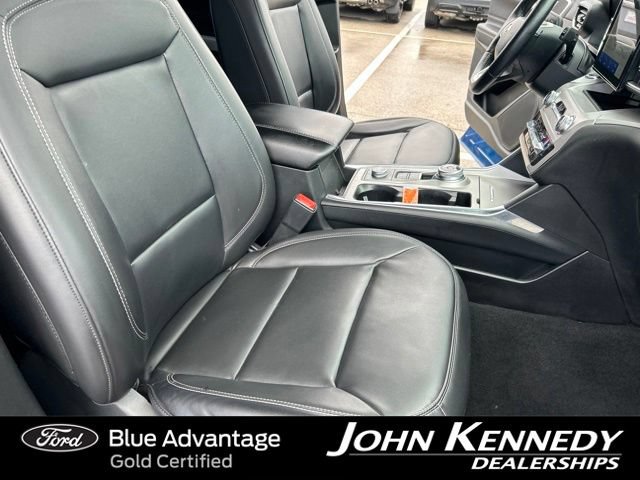 Certified 2023 Ford Explorer XLT w/ Equipment Group 202A AWD/4WD image 40