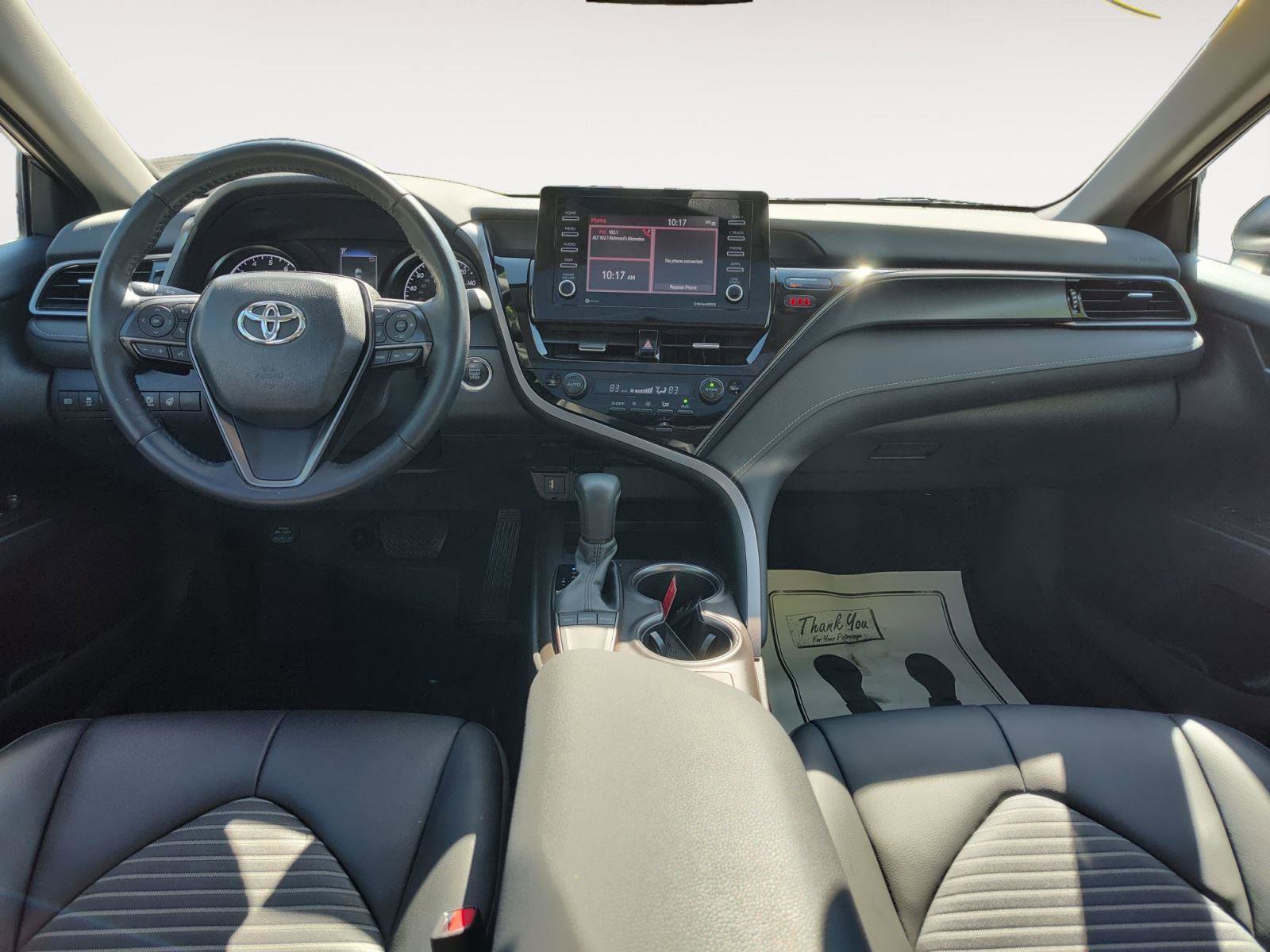 Used 2024 Toyota Camry SE w/ Cold Weather Package FWD image 10