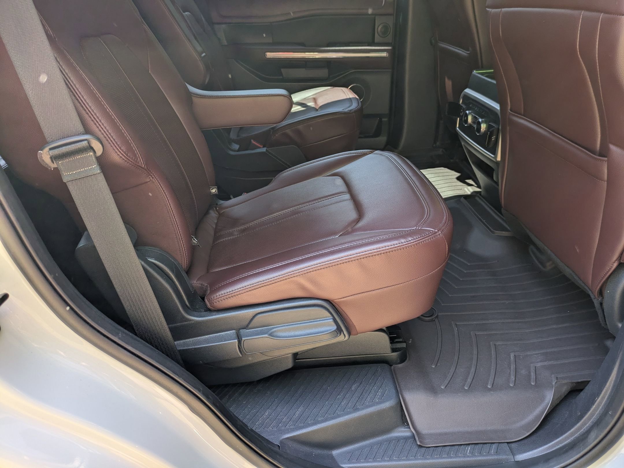 Certified 2022 Ford Expedition Limited AWD/4WD image 38