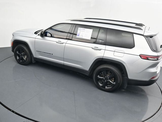 Used 2023 Jeep Grand Cherokee L Altitude AWD/4WD image 27