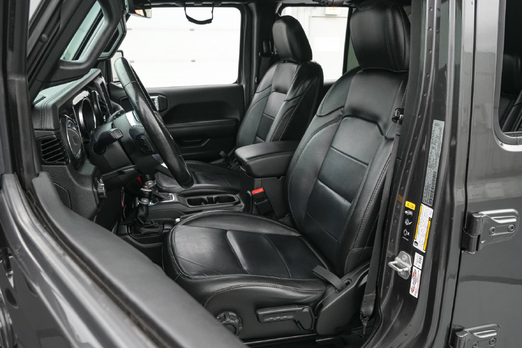 Used 2021 Jeep Wrangler Unlimited Sahara AWD/4WD image 14