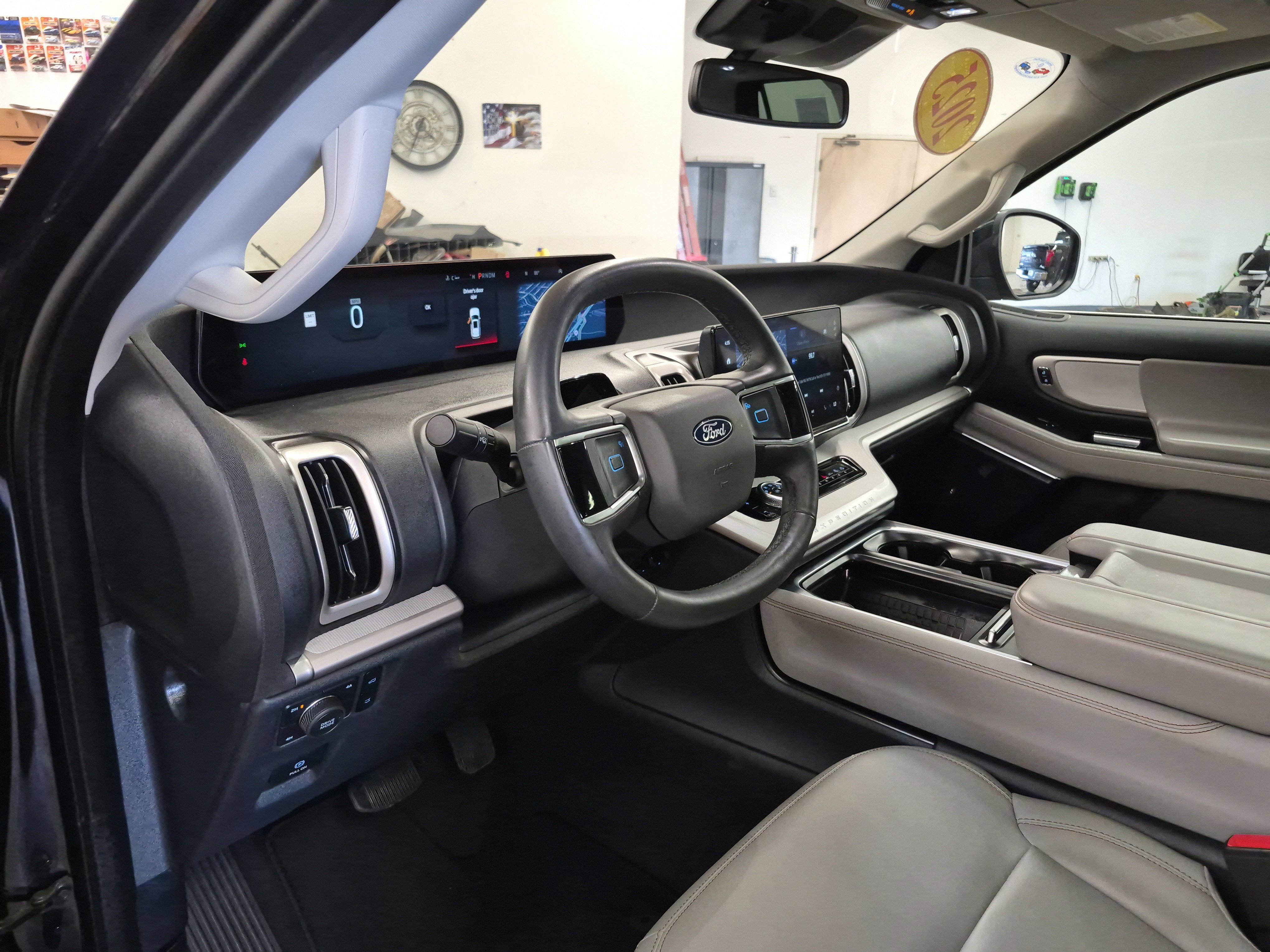 Certified 2025 Ford Expedition Max Active AWD/4WD image 13