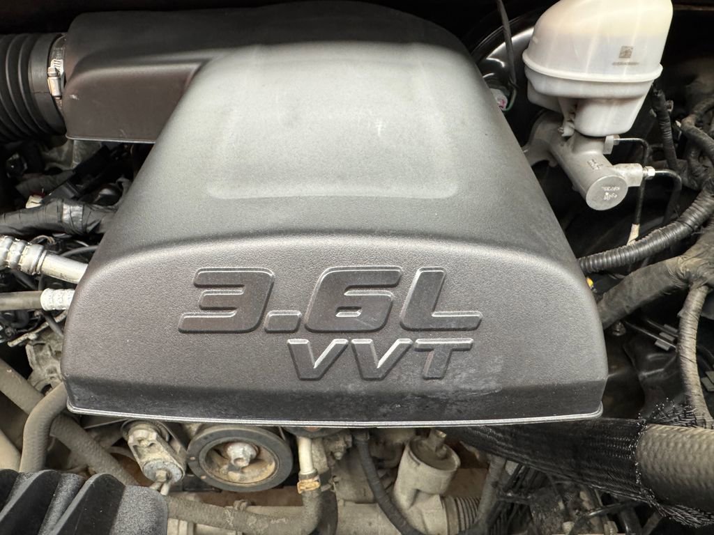 Used 2020 RAM 1500 Classic Warlock AWD/4WD image 30