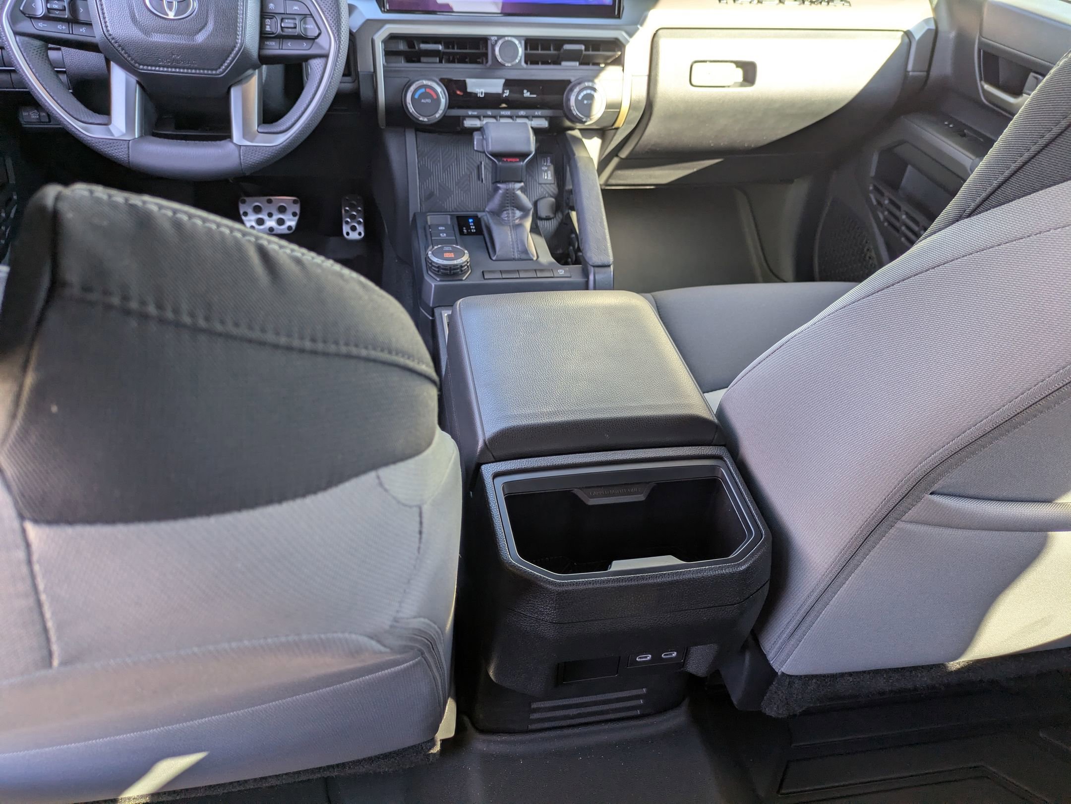 Used 2025 Toyota Tacoma TRD Sport image 31