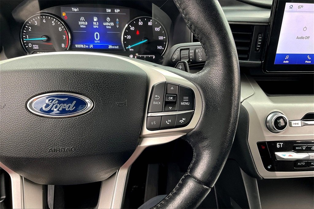 Certified 2020 Ford Explorer XLT w/ Equipment Group 202A image 17