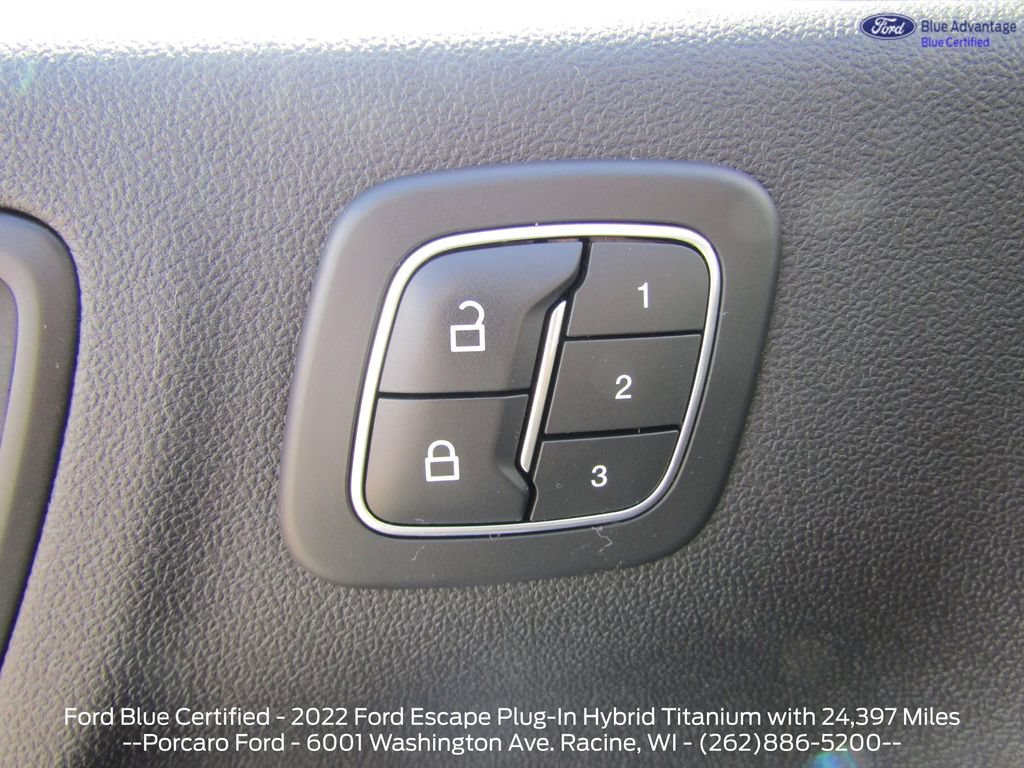 Certified 2022 Ford Escape Titanium FWD image 27