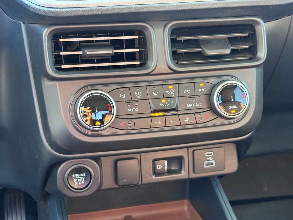 Certified 2024 Ford Maverick Lariat FWD image 17