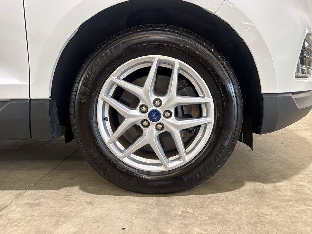 Certified 2022 Ford Edge SEL w/ Convenience Package AWD/4WD image 28